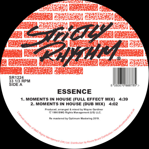 ESSENCE, Moments In House